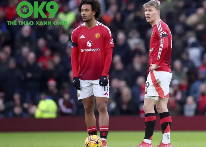 Quỷ đỏ sẵn sàng bán Joshua Zirkzee và Rasmus Hojlund để dốc tiền mua Osimhen Quỷ đỏ sẵn sàng bán Joshua Zirkzee và Rasmus Hojlund để dốc tiền mua Osimhen