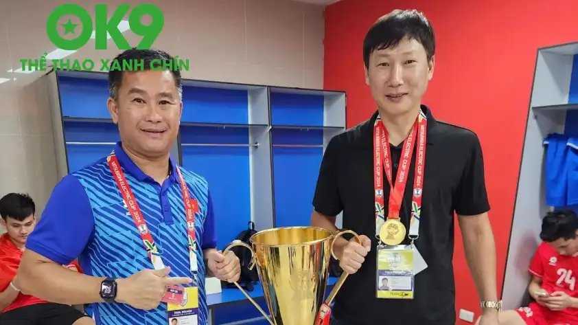 HLV Đinh Hồng Vinh sẽ thay thế ông Kim Sang Sik dẫn dắt U22 Việt Nam tham dự CFA Team China Panda Cup 2025 HLV Đinh Hồng Vinh sẽ thay thế ông Kim Sang Sik dẫn dắt U22 Việt Nam tham dự CFA Team China Panda Cup 2025