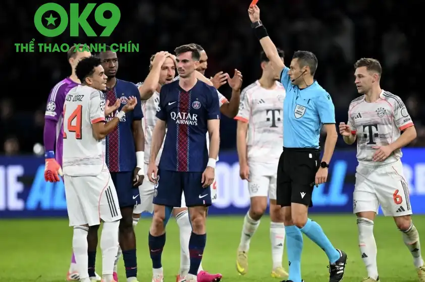 Thẻ đỏ của Diaz sau tình huống phạm lỗi với Hakimi sẽ để lại nhiều tranh cãi Thẻ đỏ của Diaz sau tình huống phạm lỗi với Hakimi sẽ để lại nhiều tranh cãi